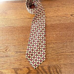 Paul Fredrick | 100% Italian Silk Hand Tailored Geometric Tie